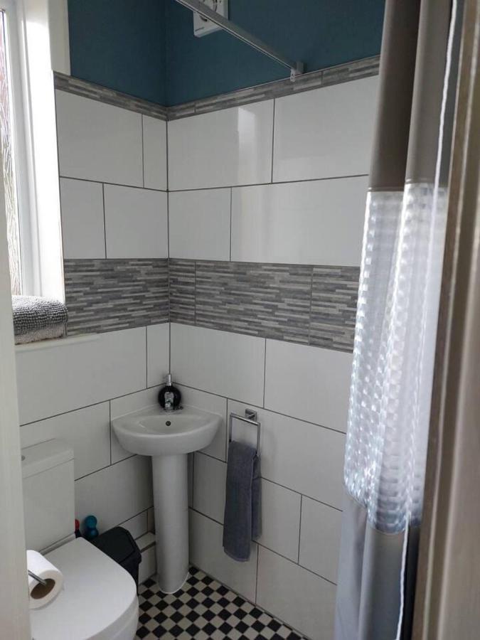 Inviting 1-Bed Apartment In Херн-Бей Экстерьер фото